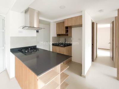 Apartamento en venta en Robledo, Medellín · foto 3 de 20