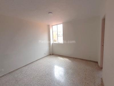 Apartamento en venta en Robledo, Medellín · foto 4 de 14
