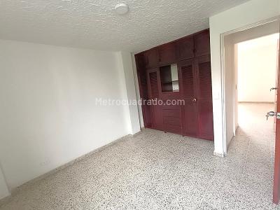 Apartamento en venta en Robledo, Medellín · foto 8 de 14