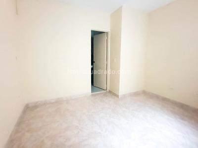 Apartamento de 3 alcobas en venta en La Floresta, Medellín, 64 m² · foto 5 de 18