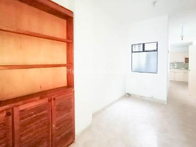 Apartamento de 3 alcobas en venta en La Floresta, Medellín, 64 m² · foto 7 de 18