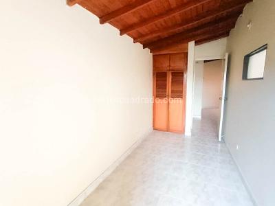 Apartamento de 3 alcobas en venta en La Floresta, Medellín, 64 m² · foto 9 de 18