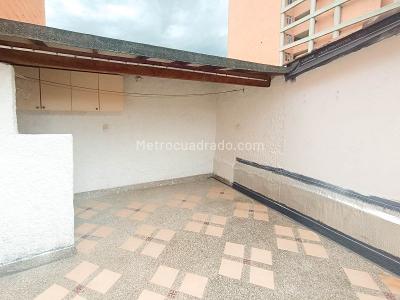 Apartamento de 3 alcobas en venta en La Floresta, Medellín, 64 m² · foto 14 de 18