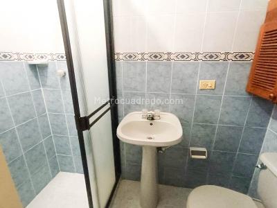 Apartamento de 3 alcobas en venta en La Floresta, Medellín, 64 m² · foto 16 de 18