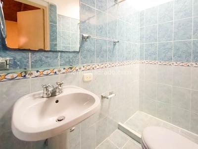 Apartamento de 3 alcobas en venta en La Floresta, Medellín, 64 m² · foto 17 de 18