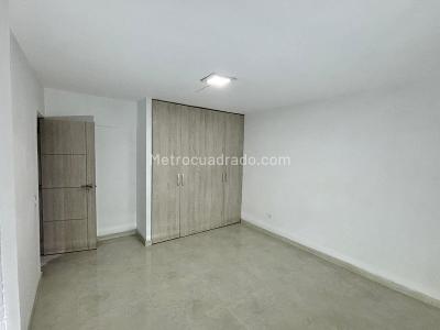 Apartamento en arriendo en Santa Lucia, Medellín · foto 8 de 15