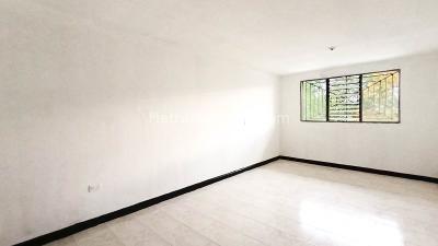 Apartamento de 4 alcobas en arriendo en Castilla, Medellín, 95 m² · foto 10 de 15