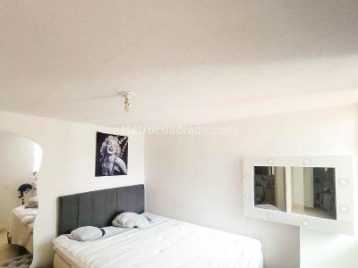 Apartamento de 3 alcobas en venta en Sabaneta, Sabaneta, 58 m² · foto 4 de 16