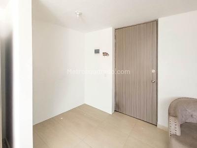 Apartamento de 3 alcobas en venta en Sabaneta, Sabaneta, 58 m² · foto 11 de 16