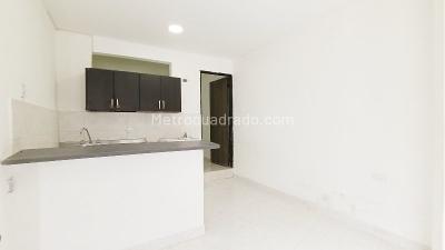 Apartaestudio en arriendo en La Floresta, Medellín, 37 m² · foto 2 de 9