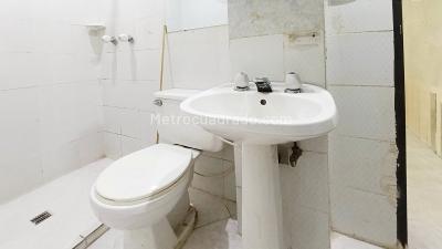 Apartaestudio en arriendo en La Floresta, Medellín, 37 m² · foto 8 de 9