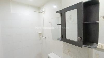 Apartaestudio en arriendo en La Floresta, Medellín, 37 m² · foto 9 de 9