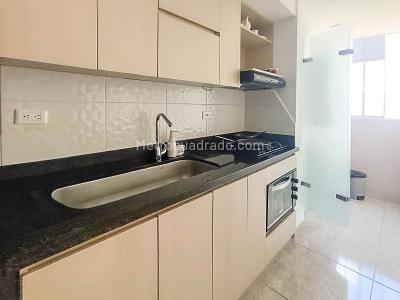 Apartamento en venta en Calasanz, Medellín · foto 4 de 13