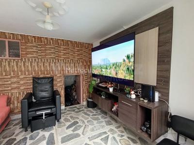 Casa de 3 alcobas en arriendo en La Floresta, Medellín, 120 m² · foto 8 de 20