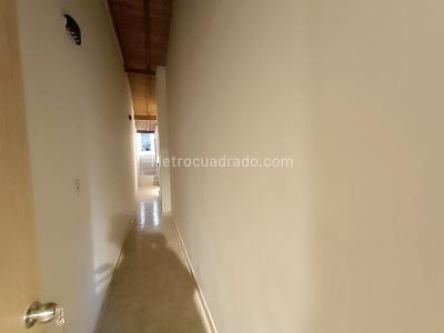 Apartaestudio en venta en Campo Valdes, Medellín, 33 m² · foto 7 de 7