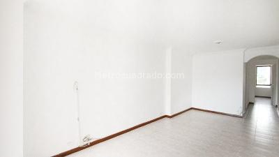 Apartamento de 3 alcobas en arriendo en El Velodromo, Medellín, 75 m² · foto 2 de 19