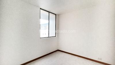 Apartamento de 3 alcobas en arriendo en El Velodromo, Medellín, 75 m² · foto 12 de 19