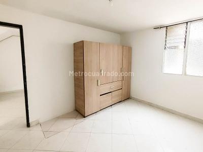 Casa de 5 alcobas en venta en Boyaca Las Brisas, Medellín, 84 m² · foto 10 de 20