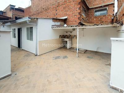 Casa de 5 alcobas en venta en Boyaca Las Brisas, Medellín, 84 m² · foto 19 de 20