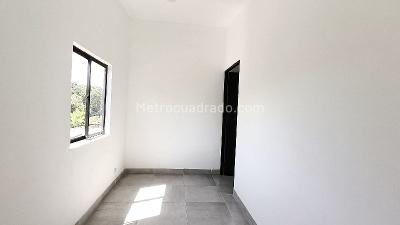 Apartaestudio en arriendo en Santa Fe, Medellín, 35 m² · foto 2 de 10
