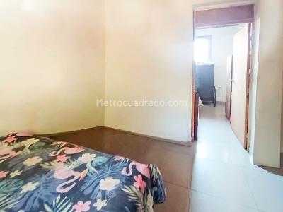 Apartamento en venta en Buenos Aires, Medellín · foto 7 de 20