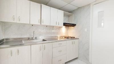 Apartamento de 3 alcobas en arriendo en La America, Medellín, 80 m² · foto 7 de 18