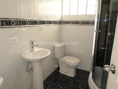 Apartamento de 2 alcobas en arriendo en San Javier El Departamento, Medellín, 70 m² · foto 8 de 8