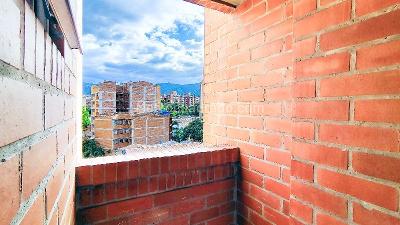 Apartamento de 3 alcobas en venta en Laureles, Medellín, 86 m² · foto 16 de 20