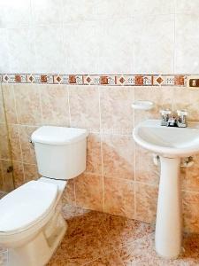 Apartamento de 3 alcobas en arriendo en El Velodromo, Medellín, 140 m² · foto 15 de 16