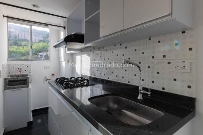Apartamento en venta en Robledo, Medellín · foto 4 de 10