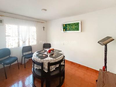 Casa de 5 alcobas en venta en San Javier, Medellín, 92 m² · foto 3 de 14