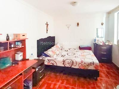 Casa de 5 alcobas en venta en San Javier, Medellín, 92 m² · foto 6 de 14