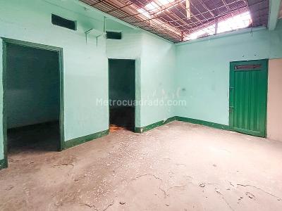 Casa de 2 alcobas en venta en La America, Medellín, 200 m² · foto 19 de 20