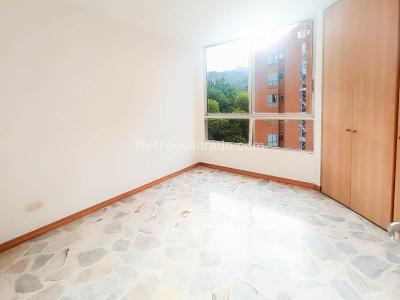 Apartamento en venta en Simon Bolivar, Medellín · foto 10 de 20