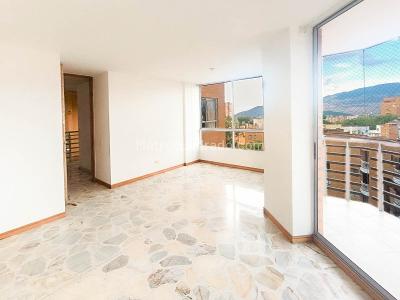Apartamento en venta en Simon Bolivar, Medellín · foto 2 de 20