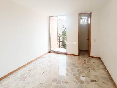 Apartamento en venta en Simon Bolivar, Medellín · foto 8 de 20