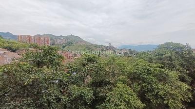 Apartamento de 3 alcobas en arriendo en Rodeo Alto, Medellín, 65 m² · foto 4 de 20