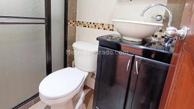 Apartamento de 3 alcobas en arriendo en Rodeo Alto, Medellín, 65 m² · foto 14 de 20