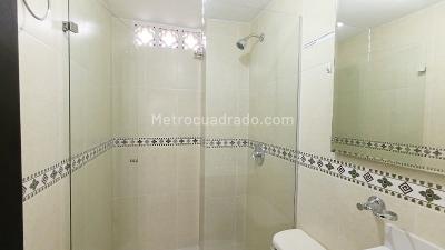 Apartamento en arriendo en La America, Medellín · foto 12 de 18