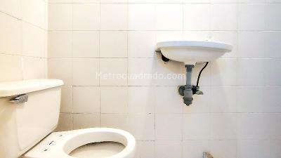 Apartamento de 3 alcobas en arriendo en Bolivariana, Medellín, 77 m² · foto 12 de 18