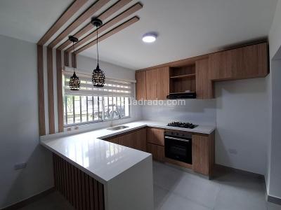 Casa de 3 alcobas en arriendo en La Floresta, Medellín, 120 m² · foto 4 de 20