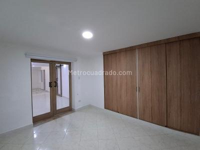 Casa de 3 alcobas en arriendo en La Floresta, Medellín, 120 m² · foto 5 de 20