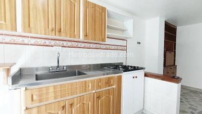 Apartamento de 2 alcobas en arriendo en Calasanz, Medellín, 60 m² · foto 5 de 16