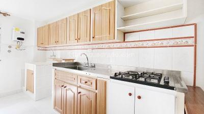Apartamento de 2 alcobas en arriendo en Calasanz, Medellín, 60 m² · foto 6 de 16