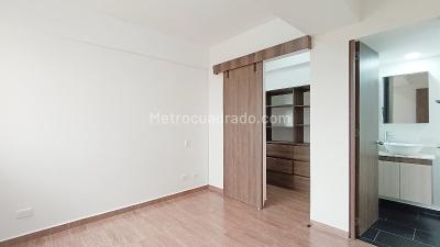 Apartamento de 3 alcobas en arriendo en Calasanz, Medellín, 84 m² · foto 11 de 20