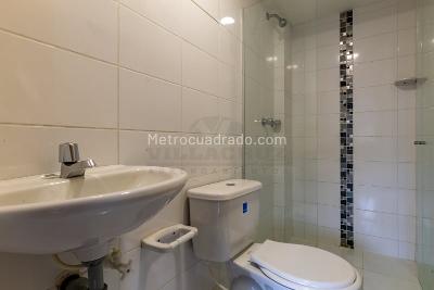 Apartamento en venta en La Milagrosa, Medellín · foto 9 de 10