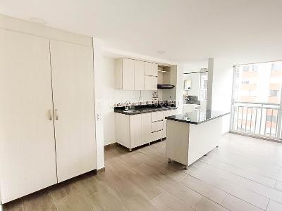 Apartamento de 3 alcobas en venta en Sabaneta, Sabaneta, 58 m² · foto 2 de 14