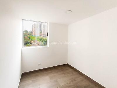 Apartamento de 3 alcobas en venta en Sabaneta, Sabaneta, 58 m² · foto 6 de 14