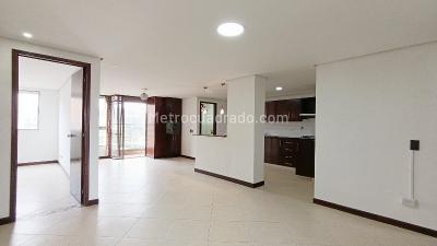 Apartamento de 3 alcobas en arriendo en Florida Nueva, Medellín, 75 m² · foto 2 de 20