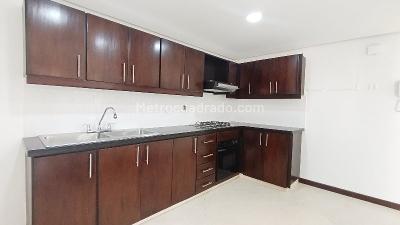 Apartamento de 3 alcobas en arriendo en Florida Nueva, Medellín, 75 m² · foto 4 de 20